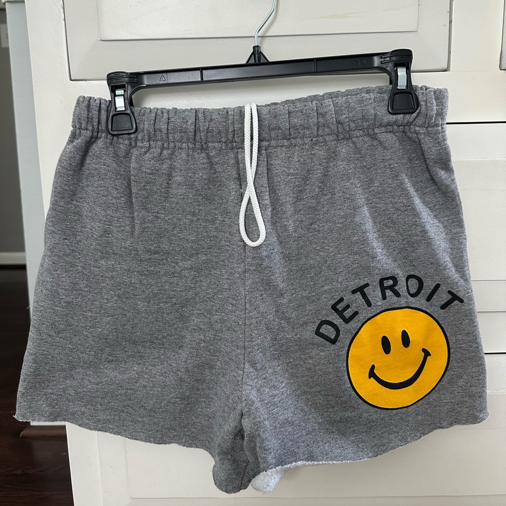 Detroit bad boys grey Detroit shorts size XS/S